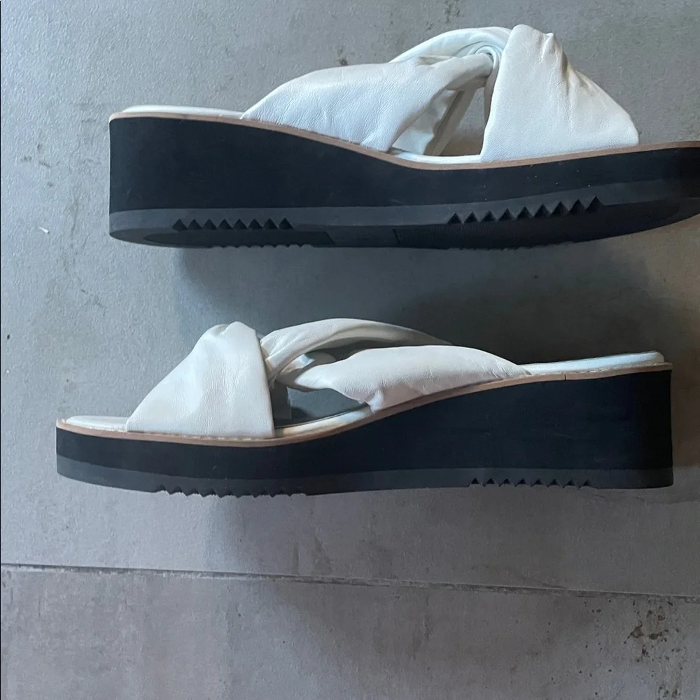 Eileen Fisher White and Black Wedge Sandals - Picture 4 of 5